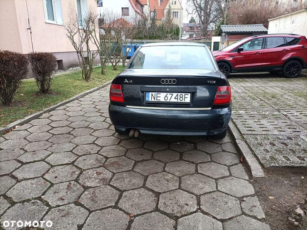 Audi A4 Limousine 1.9 TDI - 5
