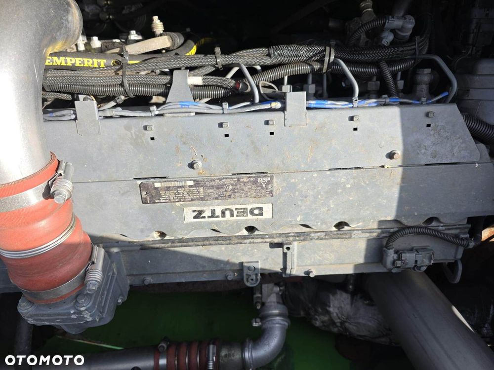 Sennebogen 730 jak CAT FUCHS TEREX ATLAS P596 - 18