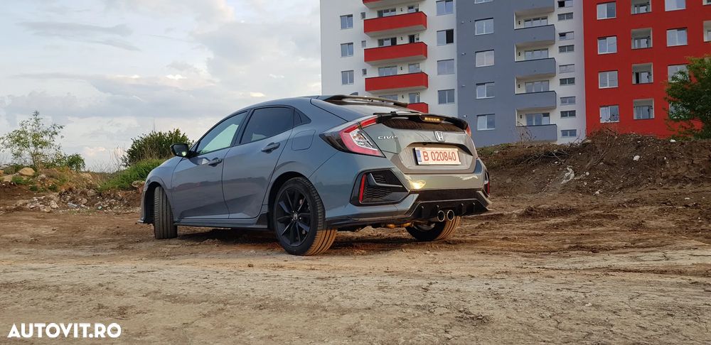 Honda Civic 1.5 VTEC Turbo CVT Sport Plus - 16