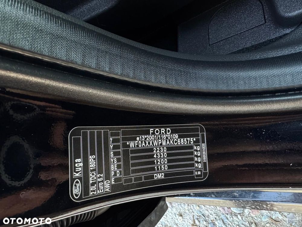 Ford Kuga 2.0 TDCi 4x4 ST-Line - 40