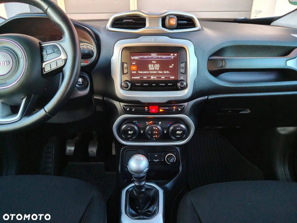 Jeep Renegade 1.4 MultiAir Limited - 31