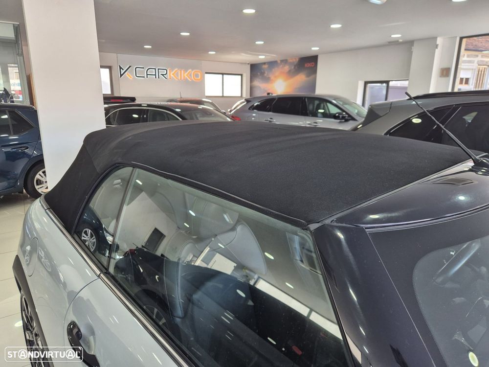 MINI Cabrio Cooper Premium Extra Essential Auto - 13