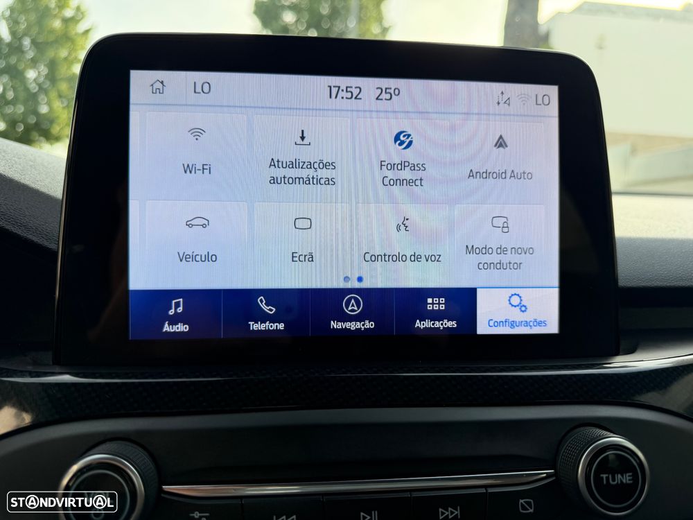 Ford Focus 1.0 EcoBoost ST-Line - 28