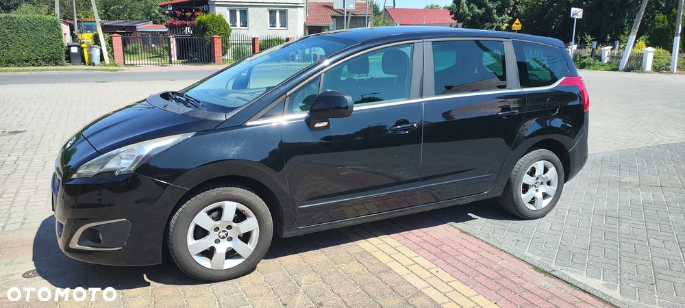 Peugeot 5008 1.6 HDi Active 7os - 6