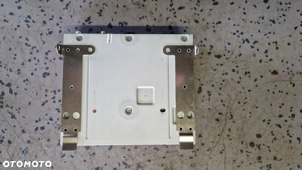 AUDI A4 B8 TUNER RADIA 4F0035541N - 2