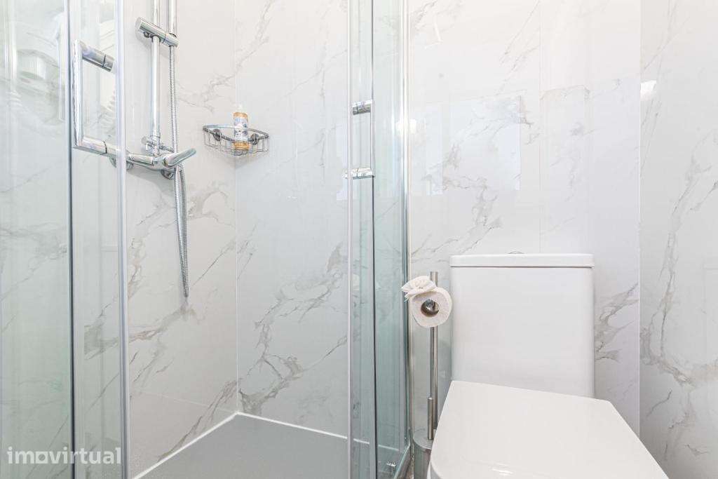Luxuoso T0, todo equipado e com tudo incluido - Grande imagem: 5/7