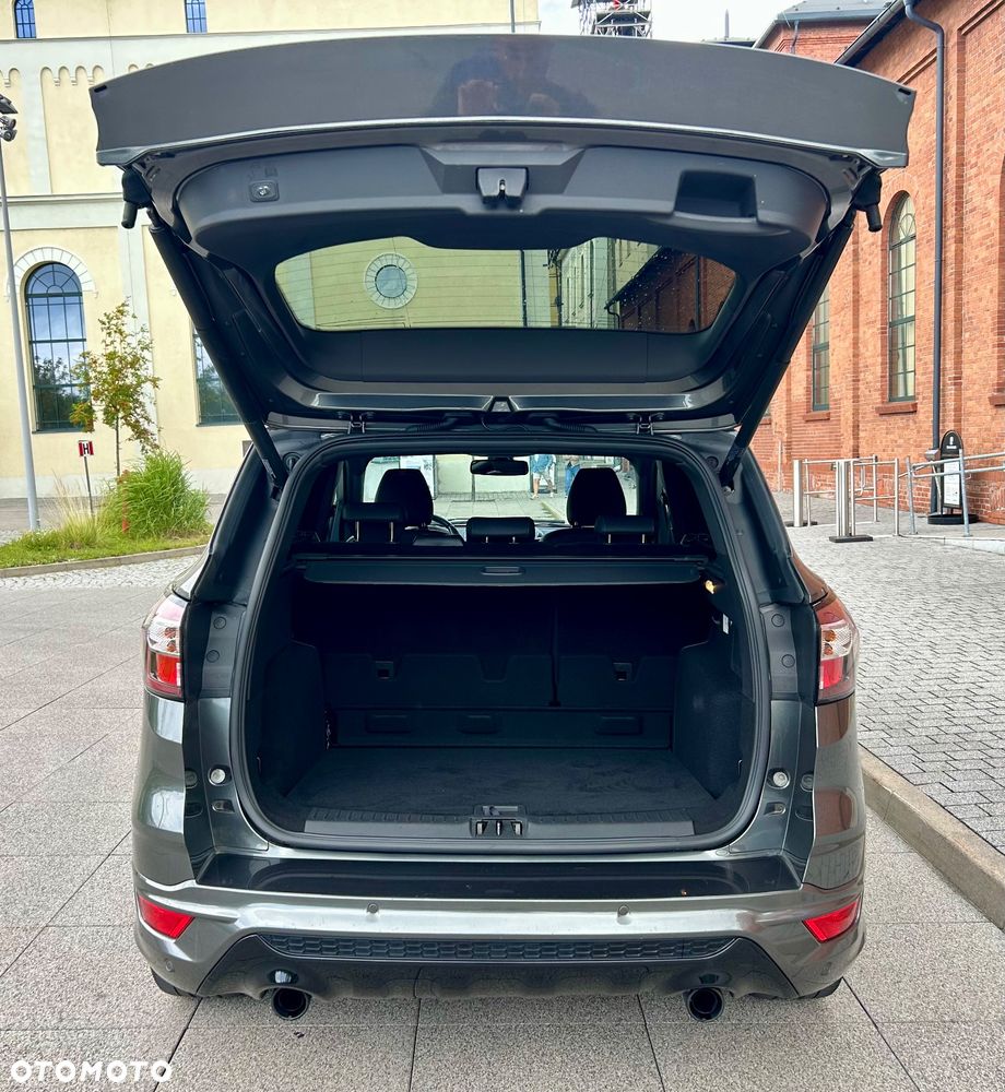 Ford Kuga 1.5 EcoBoost 2x4 ST-Line - 22