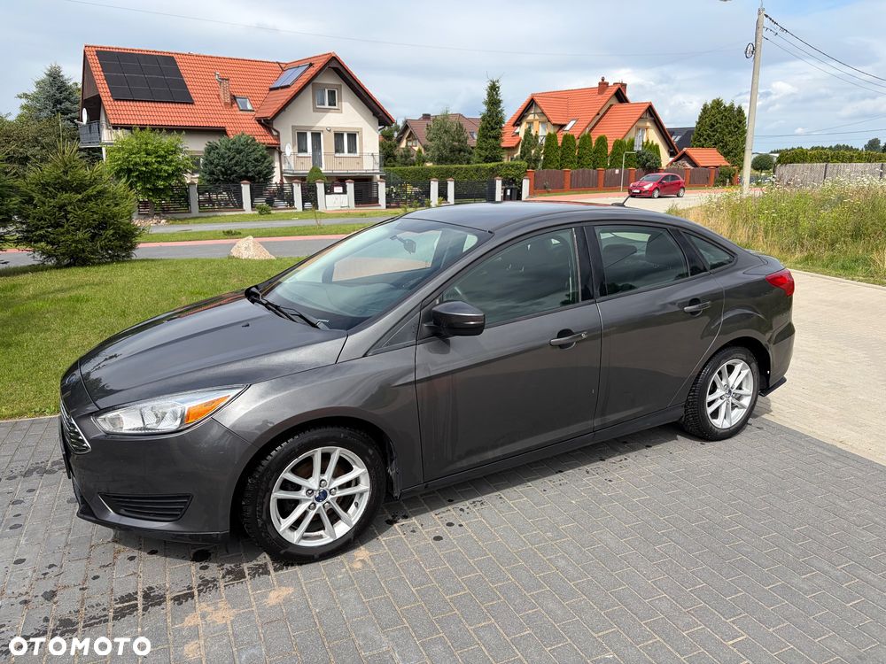 Ford Focus - 1