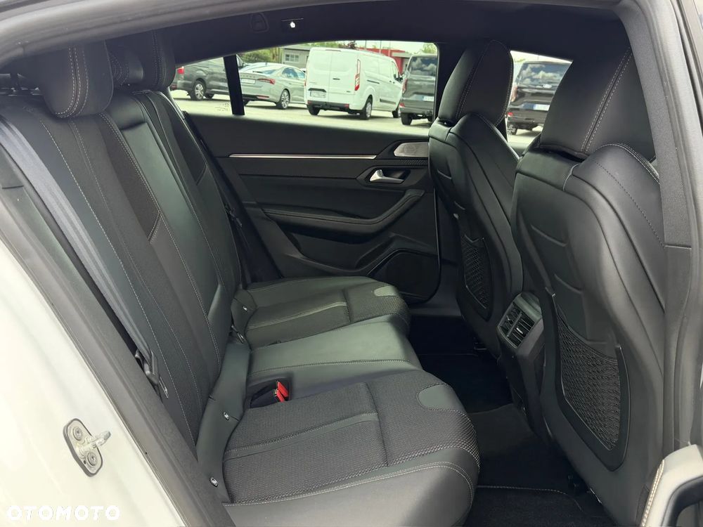 Peugeot 508 1.6 PureTech GT Line S&S EAT8 - 21