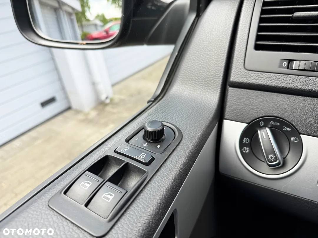Volkswagen Multivan BiTDI L1 Highline - 23