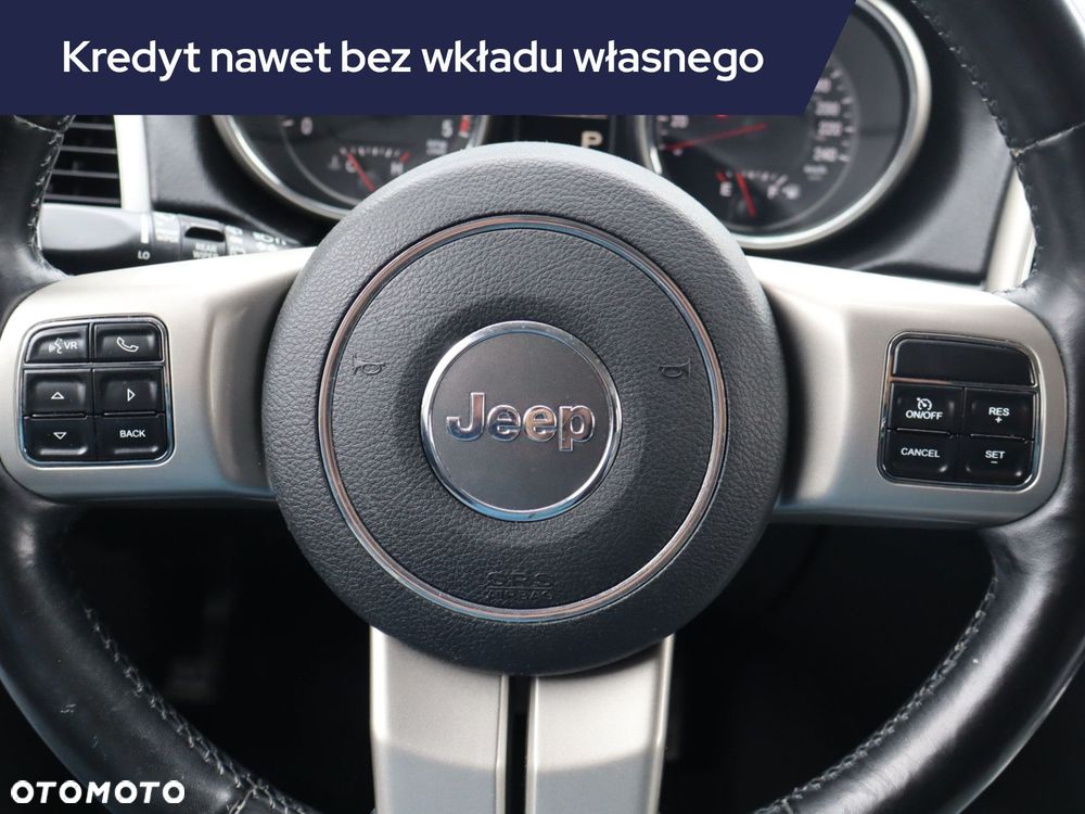 Jeep Grand Cherokee - 15
