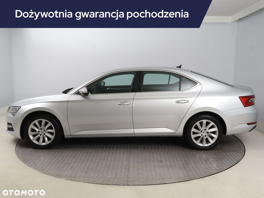 Skoda Superb 2019 photo 3
