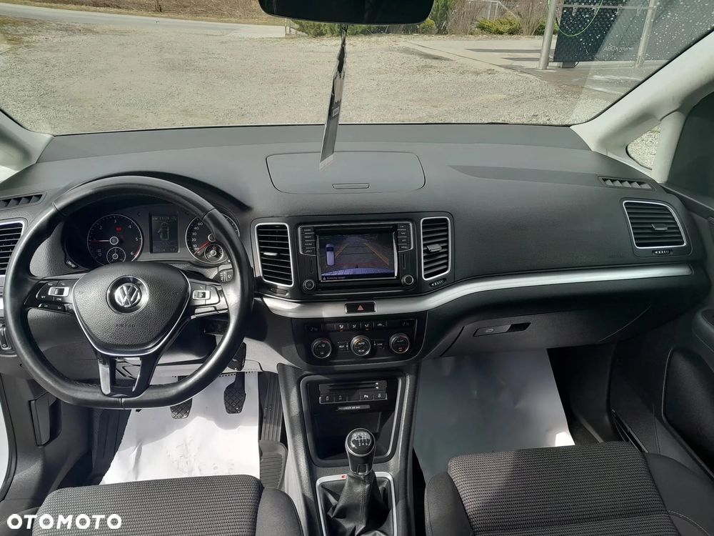 Volkswagen Sharan 2.0 TDI BMT Comfortline - 25