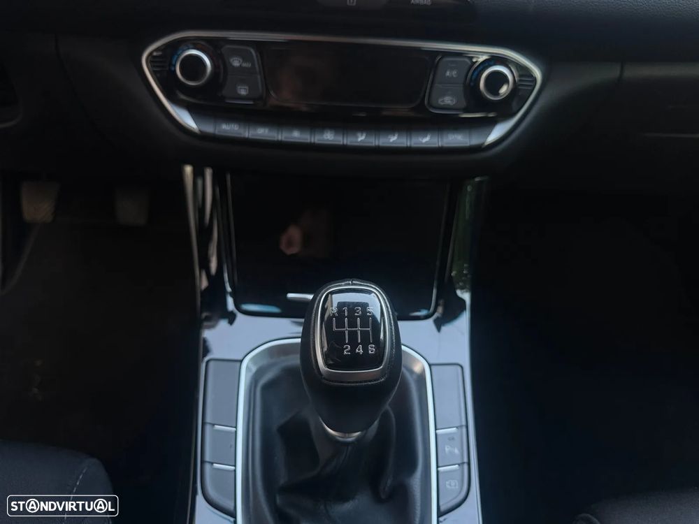 Hyundai i30 SW 1.0 T-GDi Style Plus - 14