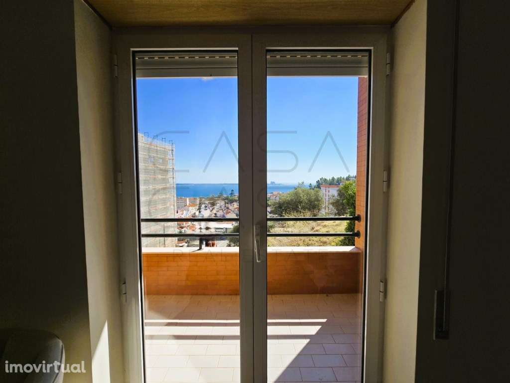 4 Assoalhadas com garagem e arrecadação, vista panorâmica para o ri... - Grande imagem: 4/34