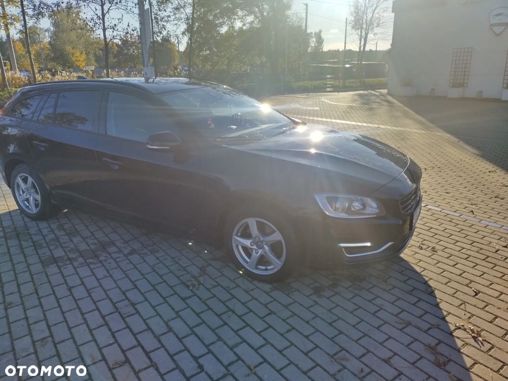 Volvo V60 D2 Drive-E Kinetic - 4