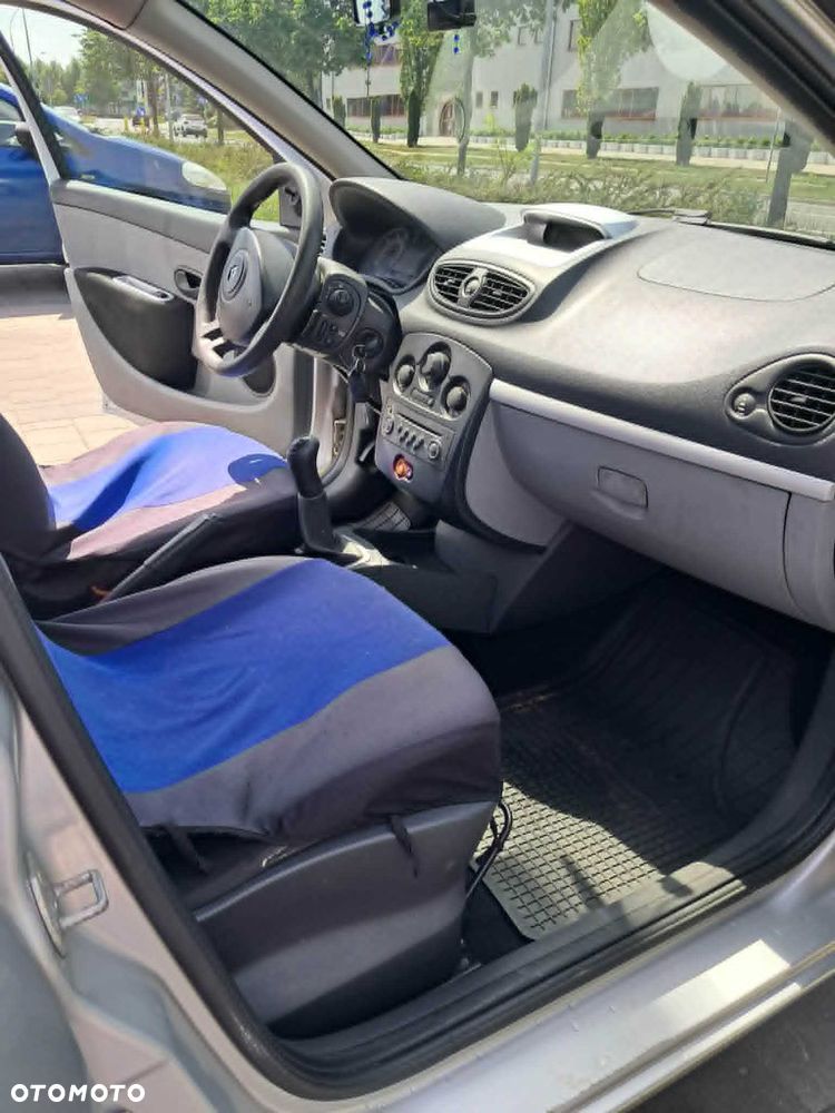 Renault Clio - 5