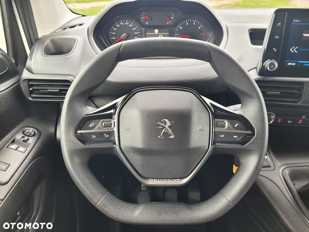 Peugeot Partner LONG KLIMA KAMERA NAVI WEBASTO TEMPOMAT FV23% - 32