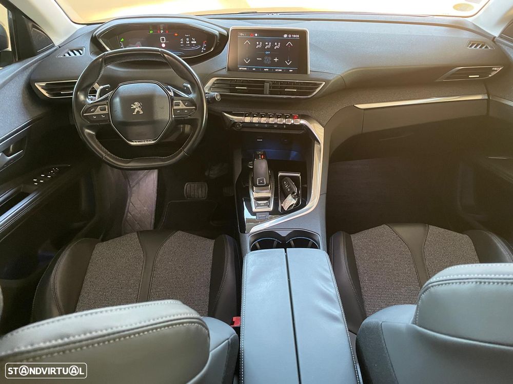 Peugeot 5008 BlueHDI 120 EAT6 Allure - 12