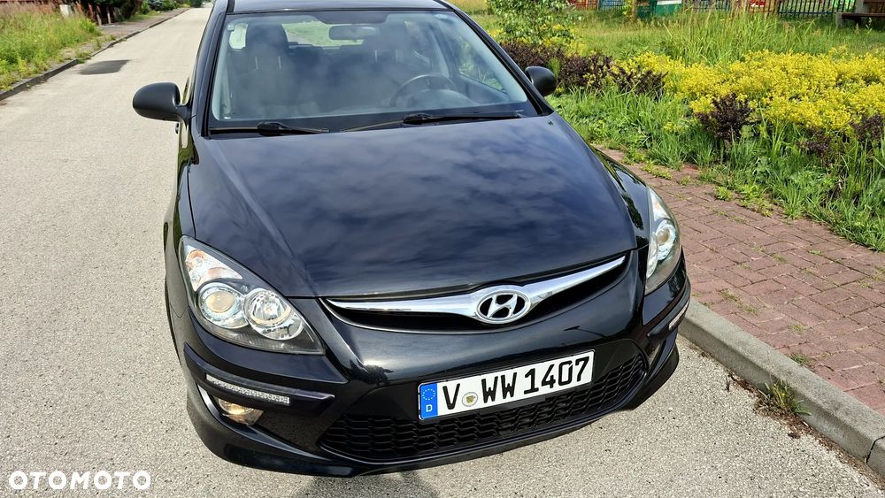 Hyundai i30 1.4 Blue Comfort - 14