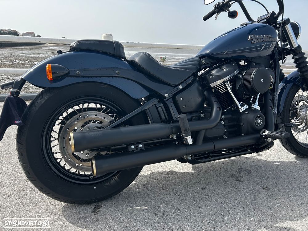 Harley-Davidson Softail Street Bob - 5