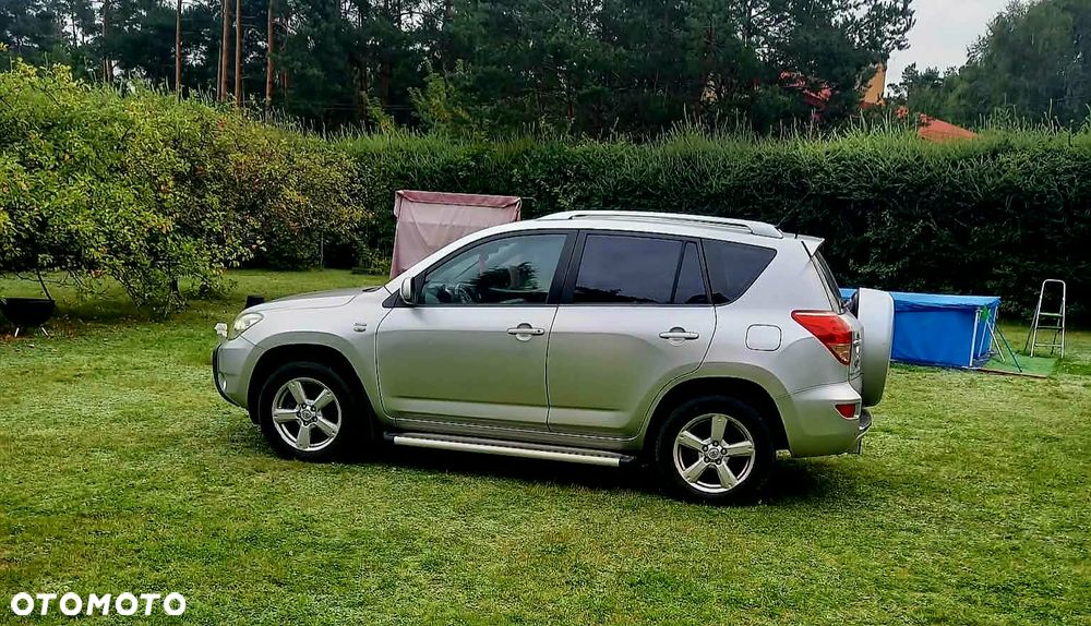 Toyota RAV4 2.2 D-4D 4x4 - 6