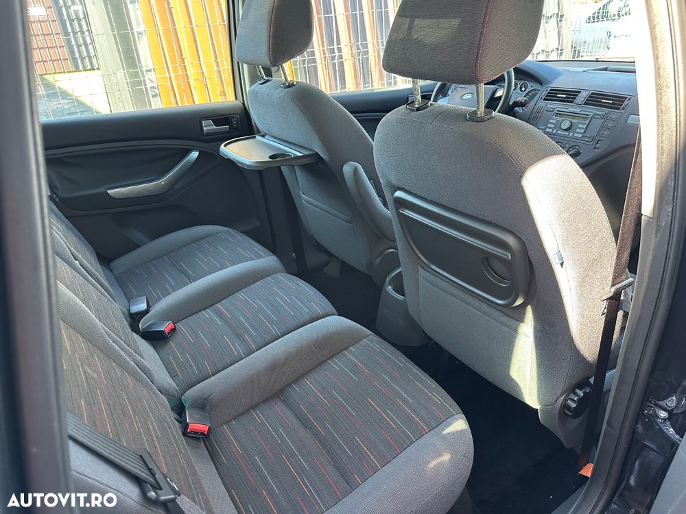 Ford Focus 1.6 TDCi DPF Trend - 9