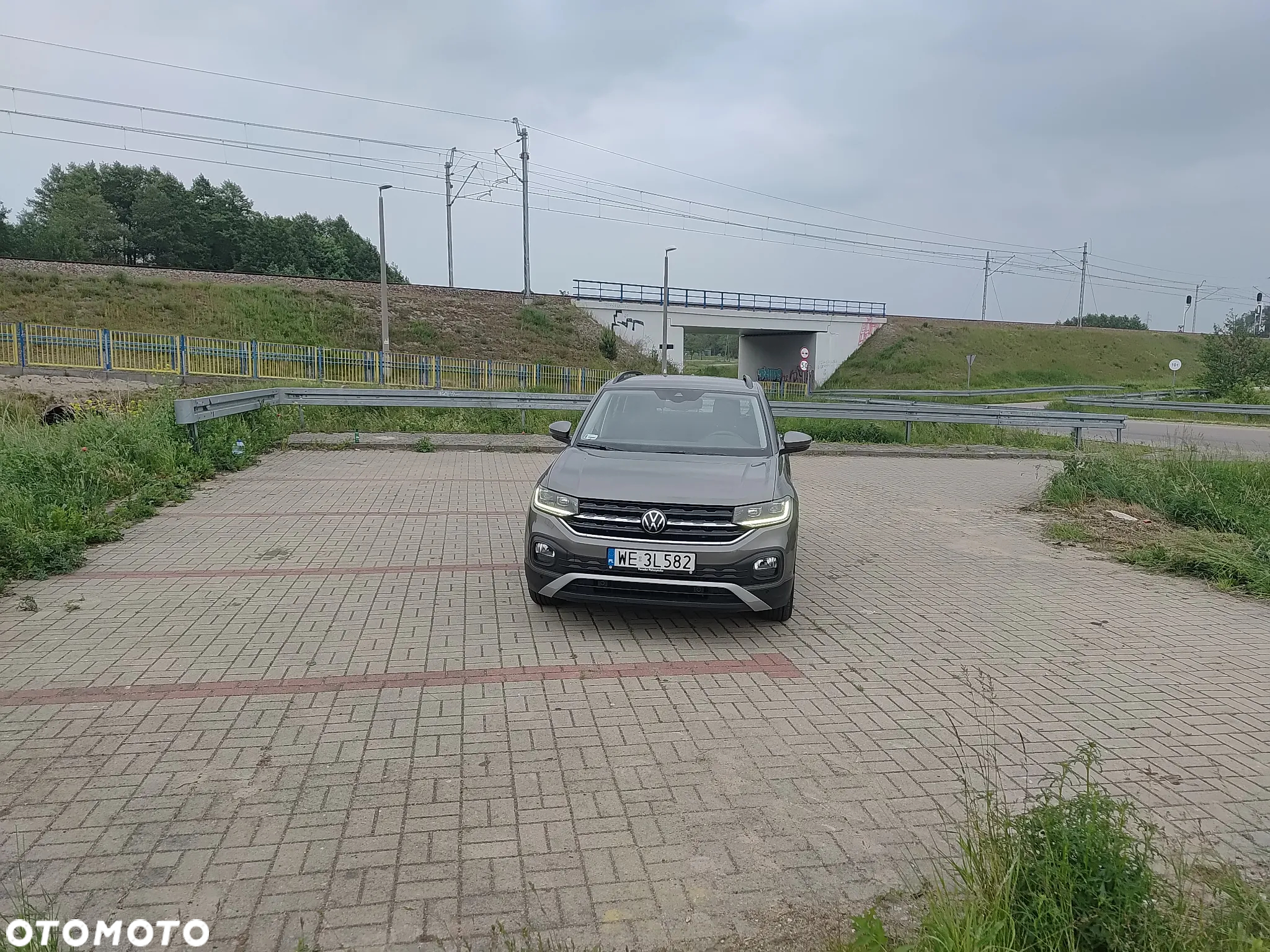 Volkswagen T-Cross - 27