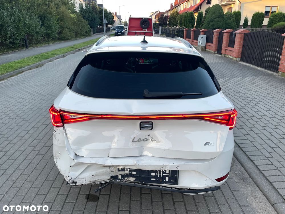 Seat Leon Sportstourer 2.0 TDI FR DSG - 12