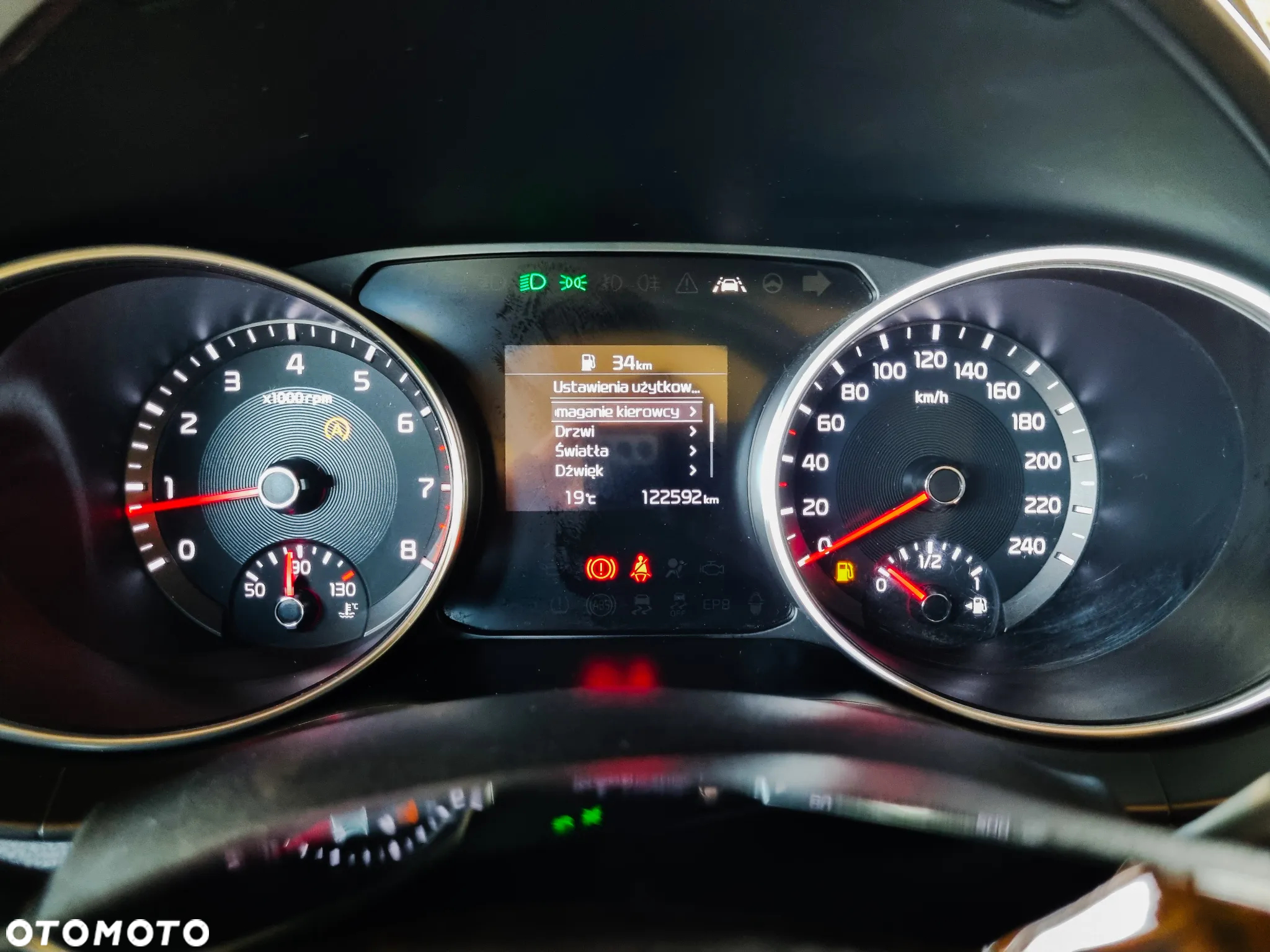 Kia Ceed 1.4 T-GDI L - 36