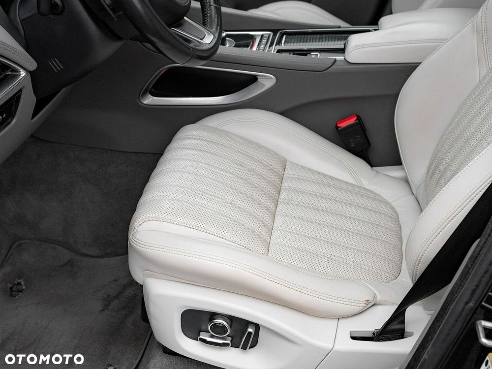 Jaguar F-Pace 2.0 i4P AWD Portfolio - 14