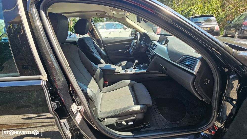 BMW 320 i Aut. Sport Line - 38