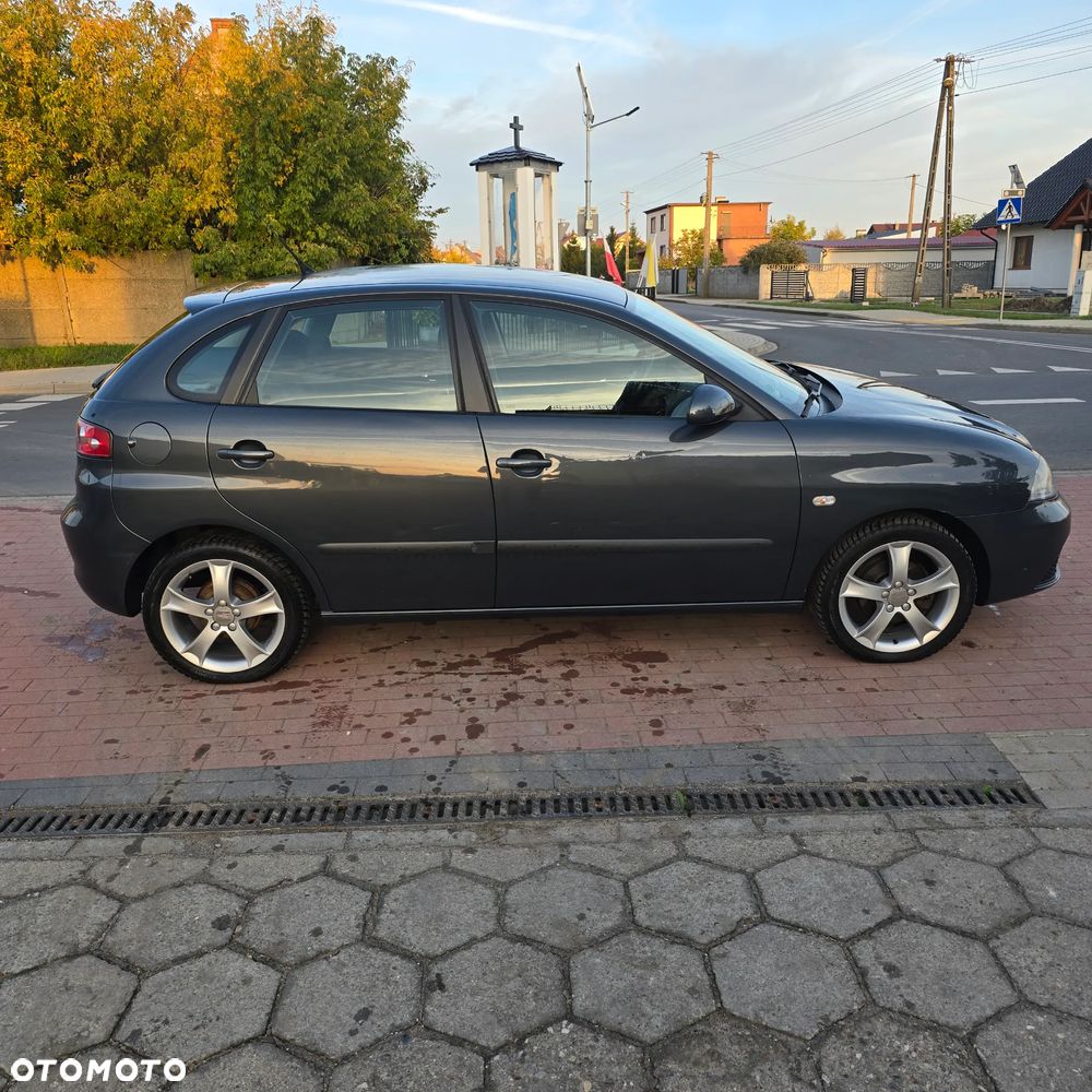 Seat Ibiza 1.4 16V Sport - 5