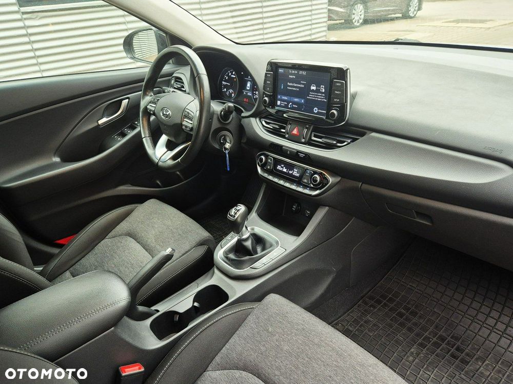 Hyundai i30 1.0 T-GDI Smart - 18