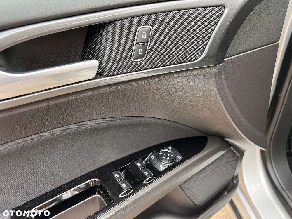 Ford Mondeo 2.0 EcoBlue Executive - 32