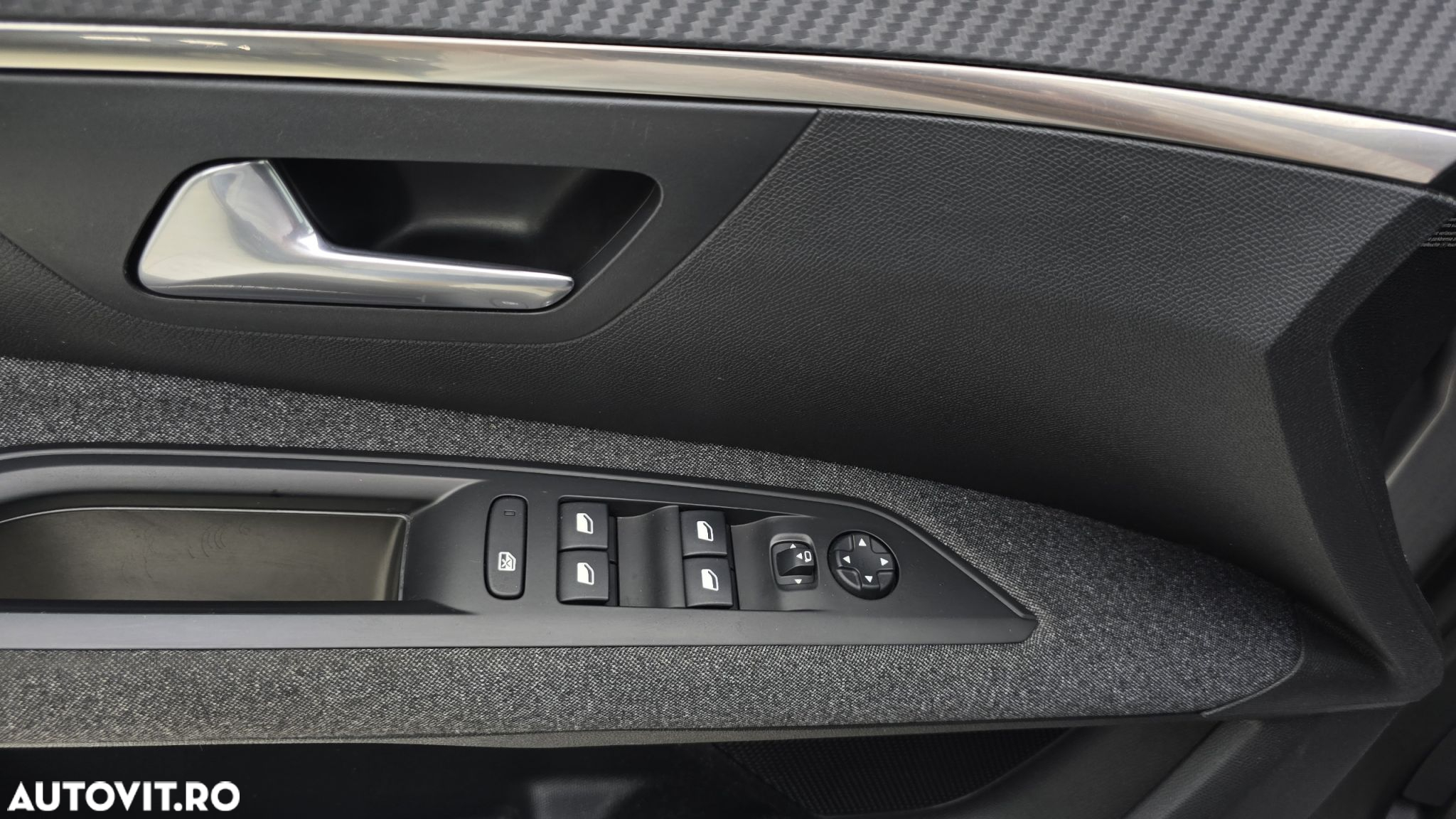 Peugeot 5008 - 11