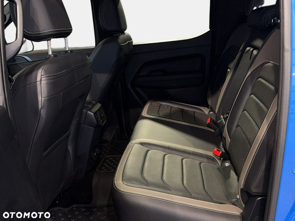 Volkswagen Amarok - 15