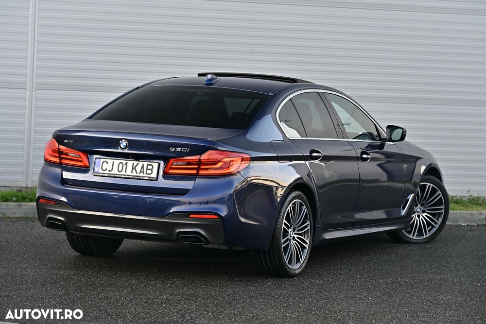 BMW Seria 5 530i xDrive AT - 9
