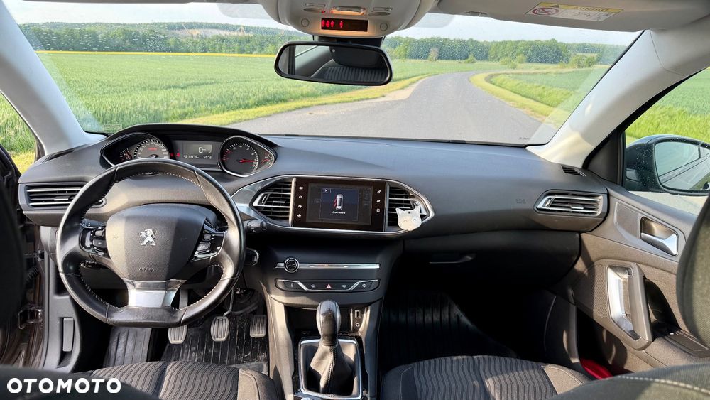 Peugeot 308 1.2 VTi/PureTech Active - 17