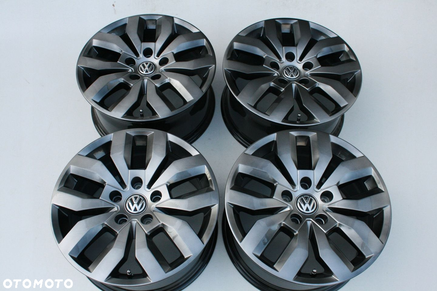 17 ORYGINAŁ VW T5 T6 T6.1 T7 TRANSPORTER AMAROK CRAFTER TGE tel. 503325350 - 7