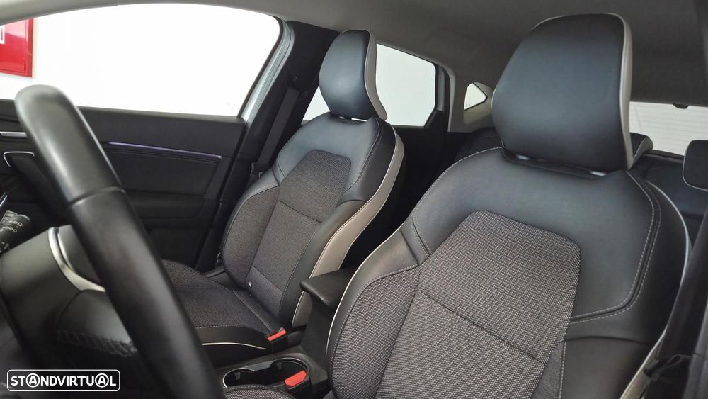 Renault Captur 1.0 TCe Techno - 11