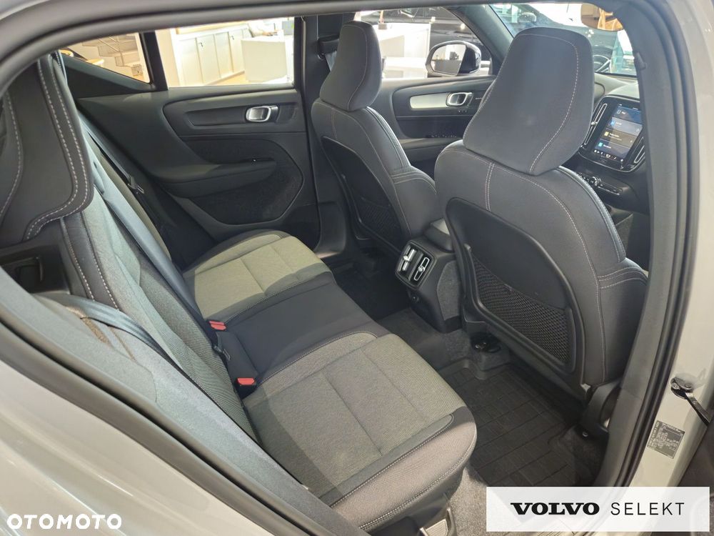 Volvo XC 40 - 27