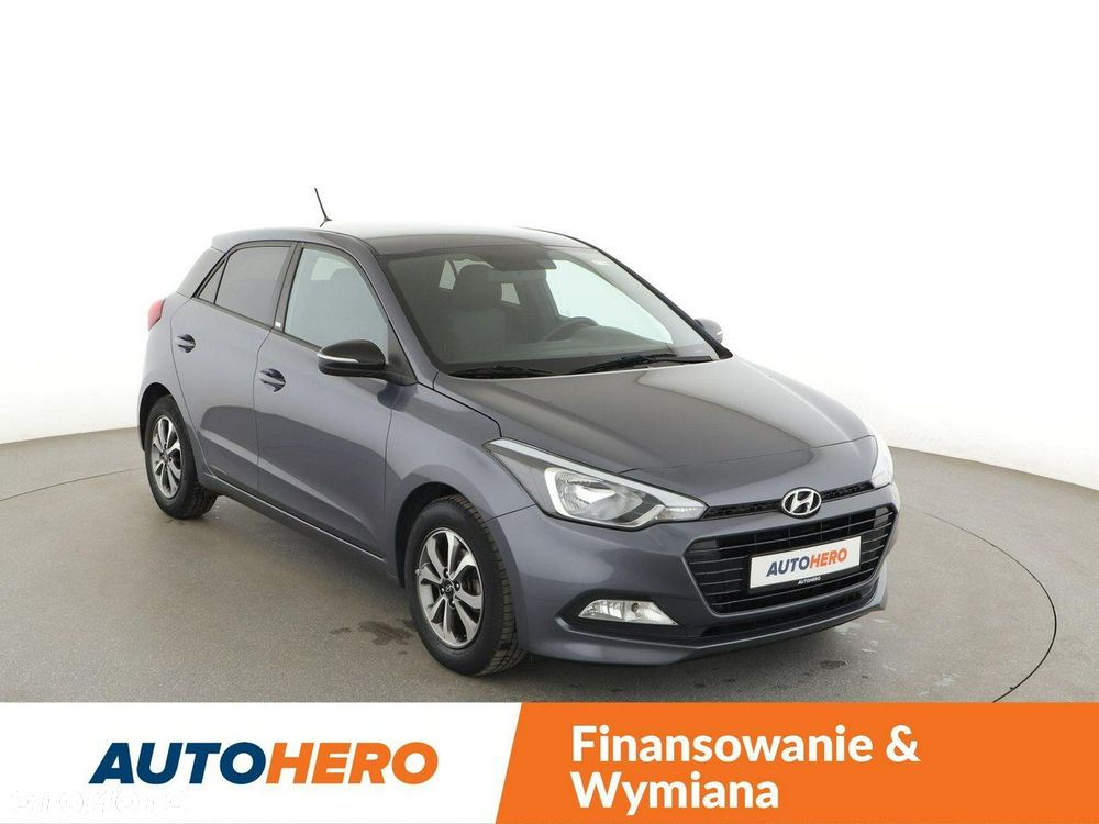 Hyundai i20 1.2 Passion - 10