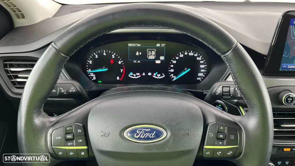 Ford Focus SW 1.0 EcoBoost Titanium - 19