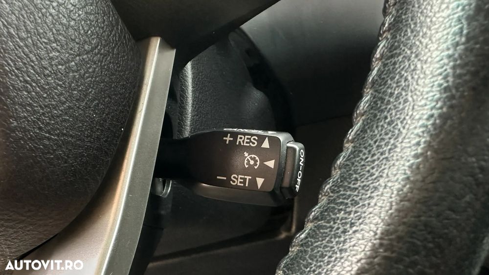 Toyota Hilux 4x4 Double Cab Executive - 15