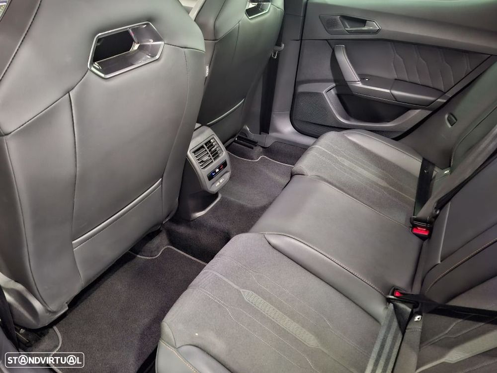 Cupra Leon 1.5 eTSI MID DSG - 14