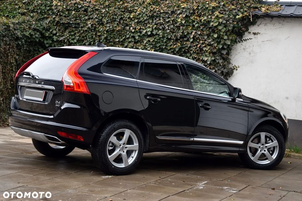 Volvo XC 60 D4 AWD Summum - 9