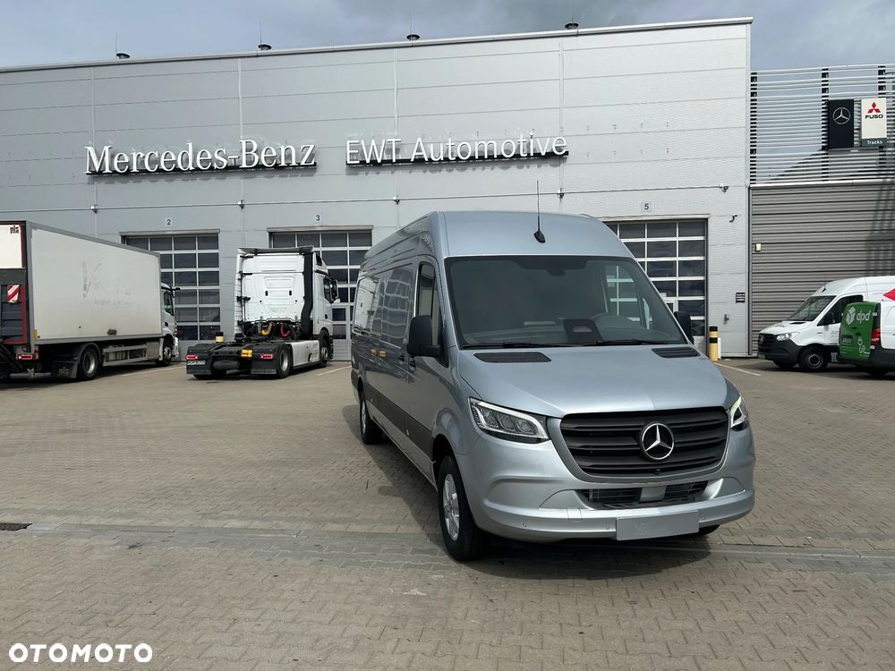 Mercedes-Benz Sprinter - 2