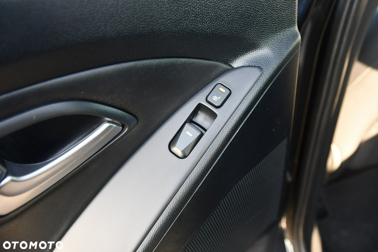 Hyundai ix35 - 18