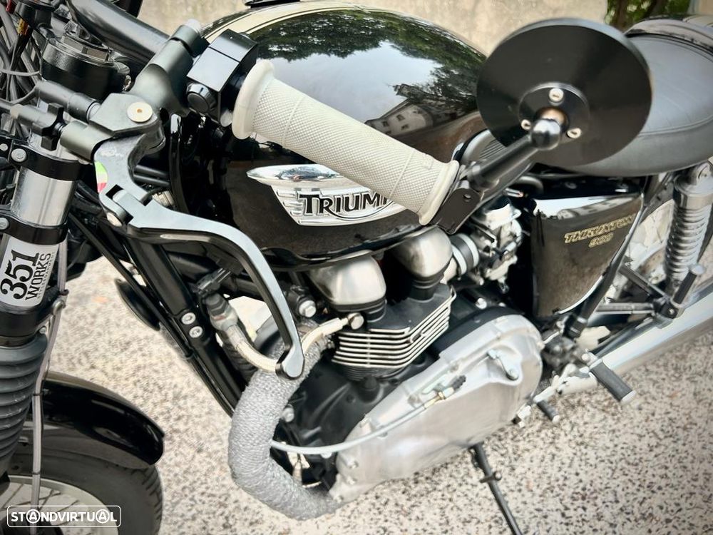 Triumph Thruxton CAFE RACER - 3